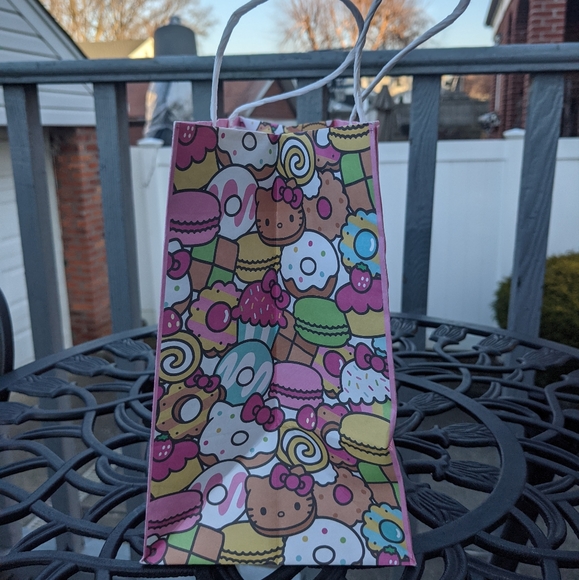 Hello Kitty Las Vegas Cafe Special Shopping Bag - Picture 3 of 4